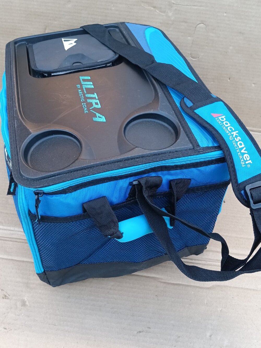 Arctic Zone Ultra Cooler Soft -Sided Lunch Box Zipperles 18" x 12" x H12"